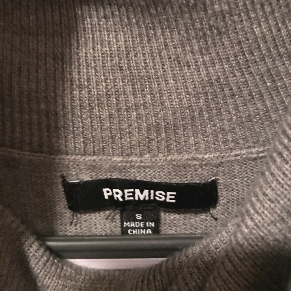 Sweater - Picture 3 of 3